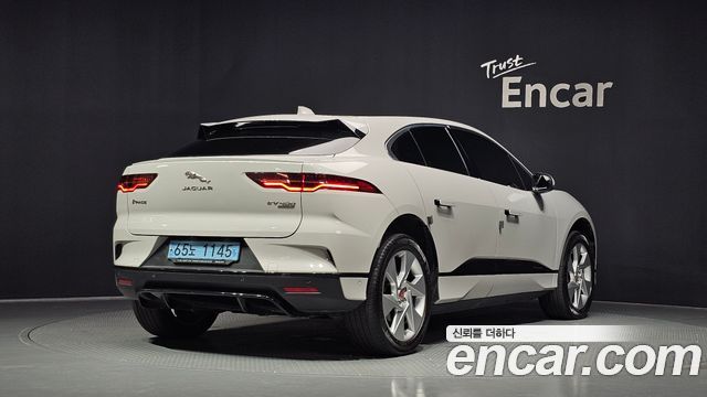 Jaguar I-PACE EV400 SE 2019 — фото 2