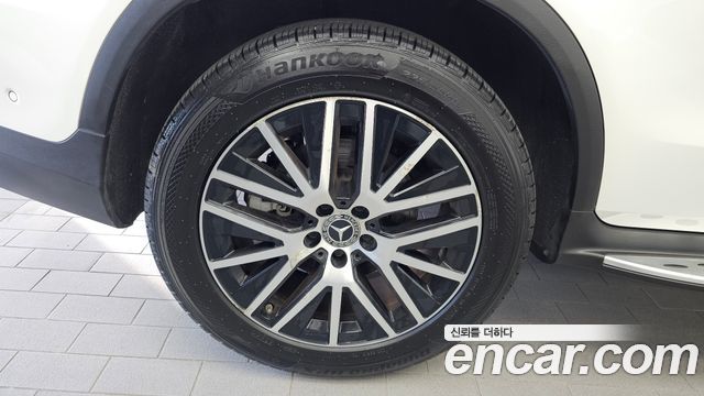 Mercedes-Benz GLC-Class (X253) GLC300 4MATIC 2020 — фото 5