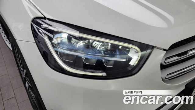 Mercedes-Benz GLC-Class (X253) GLC300 4MATIC 2020 — фото 22