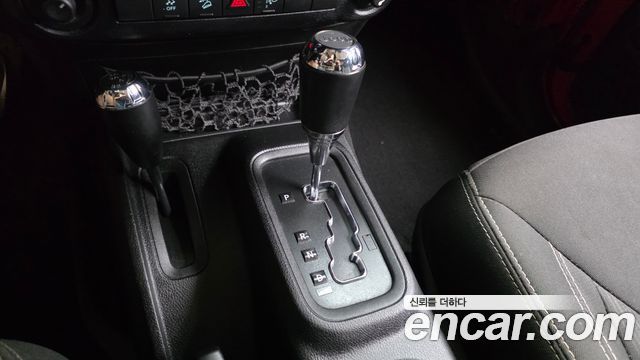 Jeep Wrangler (JK) 2.8 Diesel Rubicon 4Door 2015 — фото 9