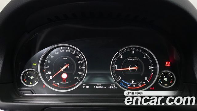 BMW 5 Series (F10) 520d M Aero Dynamic 2016 — фото 8