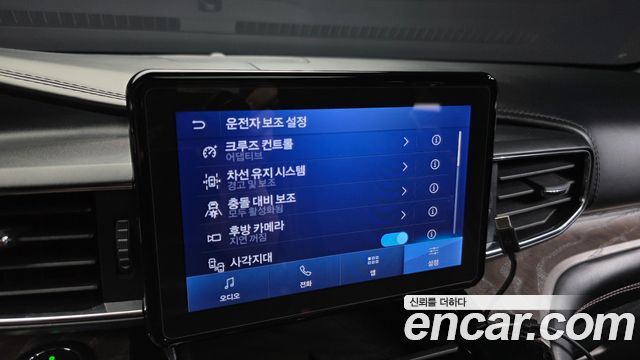 Ford Explorer (VI) 3.0 Platinum 4WD 2021 — фото 17