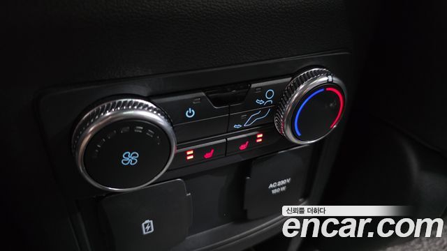 Ford Explorer (VI) 3.0 Platinum 4WD 2021 — фото 18
