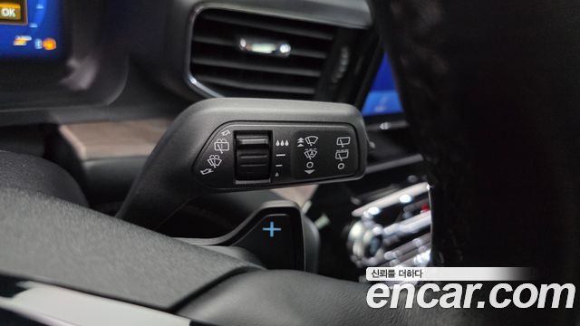 Ford Explorer (VI) 3.0 Platinum 4WD 2021 — фото 30