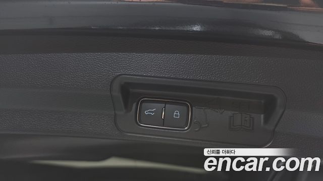 Ford Explorer (VI) 3.0 Platinum 4WD 2021 — фото 33