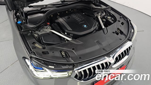 BMW 6 Series GT (G32) 640i xDrive M Sport 2022 — фото 6