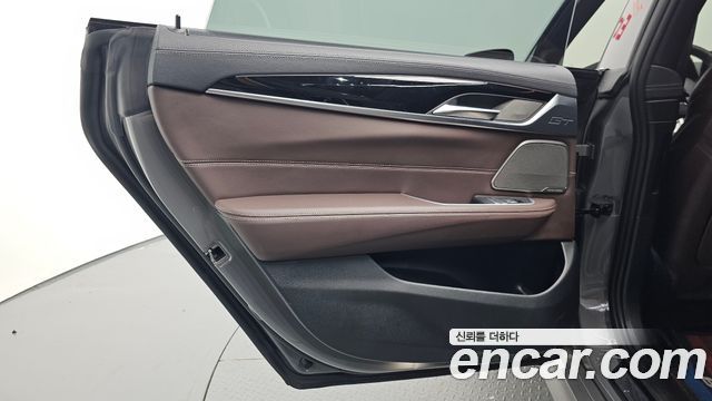 BMW 6 Series GT (G32) 640i xDrive M Sport 2022 — фото 25