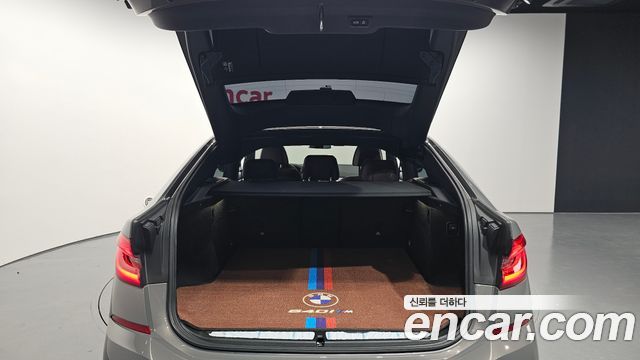 BMW 6 Series GT (G32) 640i xDrive M Sport 2022 — фото 33