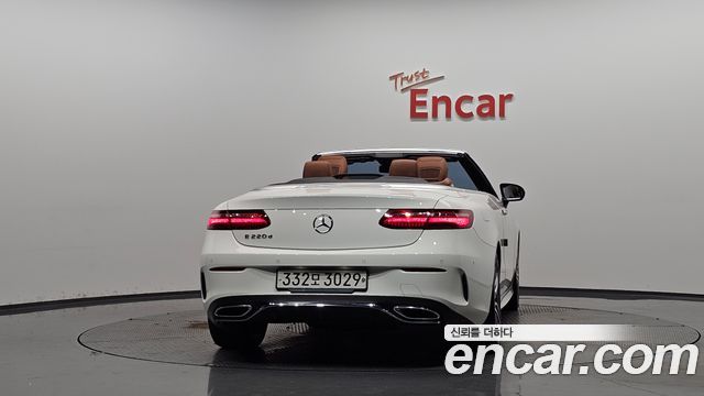 Mercedes-Benz E-Class (W213) E220d Cabriolet 2019 — фото 4