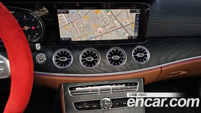 Mercedes-Benz E-Class (W213) E220d Cabriolet 2019 — фото 14