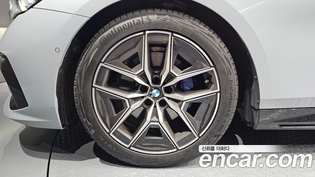 BMW 5 Series (G60) 520i M Sport 2025 — фото 5