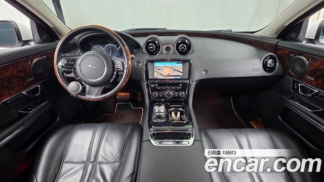 Jaguar XJ 3.0D Premium Luxury LWB X351 2014 — фото 7