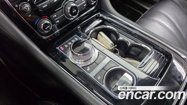 Jaguar XJ 3.0D Premium Luxury LWB X351 2014 — фото 9