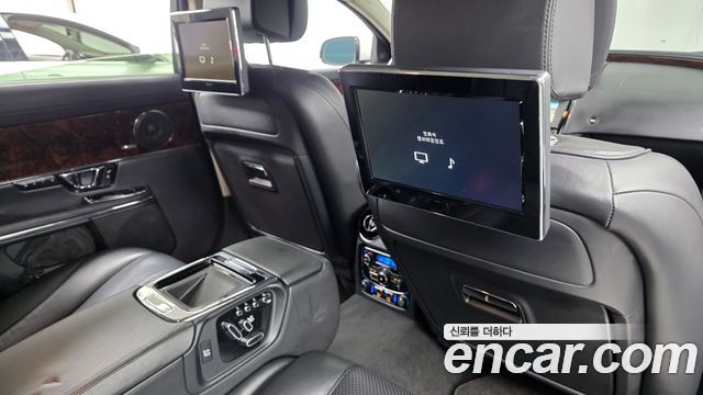 Jaguar XJ 3.0D Premium Luxury LWB X351 2014 — фото 17