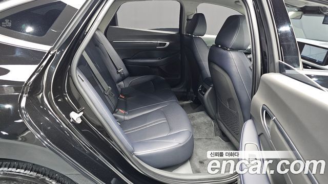Hyundai Sonata The Edge (DN8) 2.0 Exclusive 2024 — фото 11