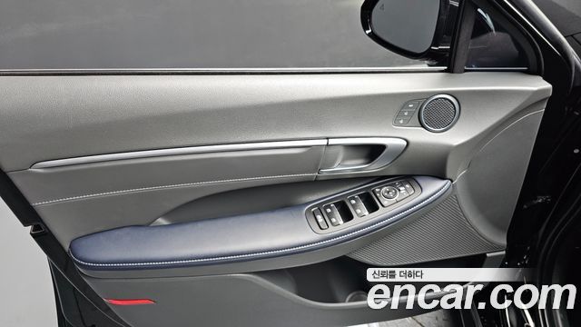 Hyundai Sonata The Edge (DN8) 2.0 Exclusive 2024 — фото 24