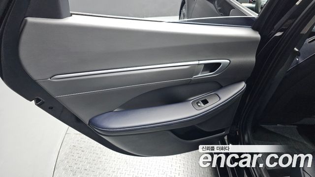 Hyundai Sonata The Edge (DN8) 2.0 Exclusive 2024 — фото 25