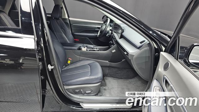 Hyundai Sonata The Edge (DN8) 2.0 Exclusive 2024 — фото 26