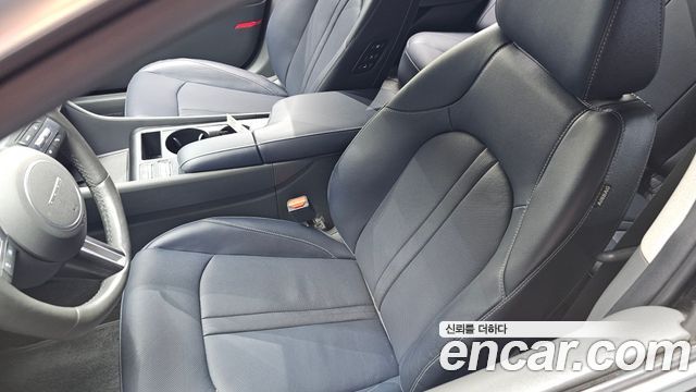 Hyundai Sonata The Edge (DN8) 2.0 Exclusive 2024 — фото 31