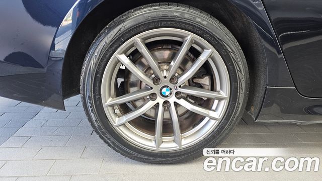 BMW 5 Series (G30) 520d xDrive M Sport Package Plus 2018 — фото 5