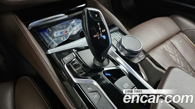 BMW 5 Series (G30) 520d xDrive M Sport Package Plus 2018 — фото 9