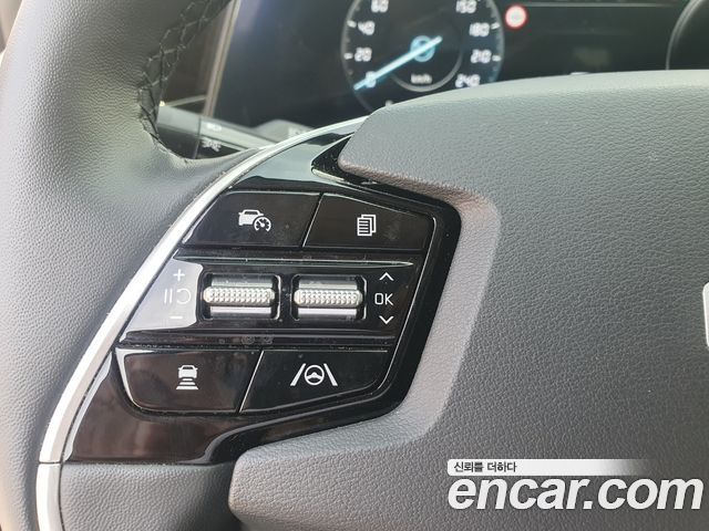 Kia Niro Prestige 2023 — фото 18