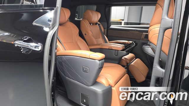 Toyota Alphard (IV) 2.5 HEV Executive AWD 2025 — фото 12