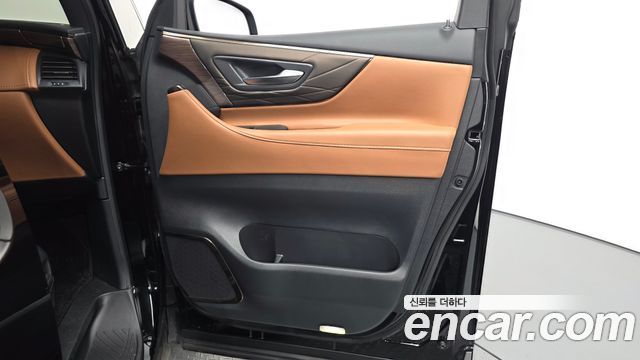 Toyota Alphard (IV) 2.5 HEV Executive AWD 2025 — фото 25