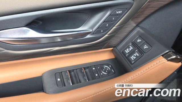 Toyota Alphard (IV) 2.5 HEV Executive AWD 2025 — фото 28