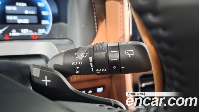 Toyota Alphard (IV) 2.5 HEV Executive AWD 2025 — фото 30