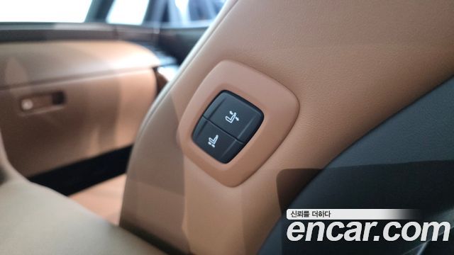Toyota Alphard (IV) 2.5 HEV Executive AWD 2025 — фото 33