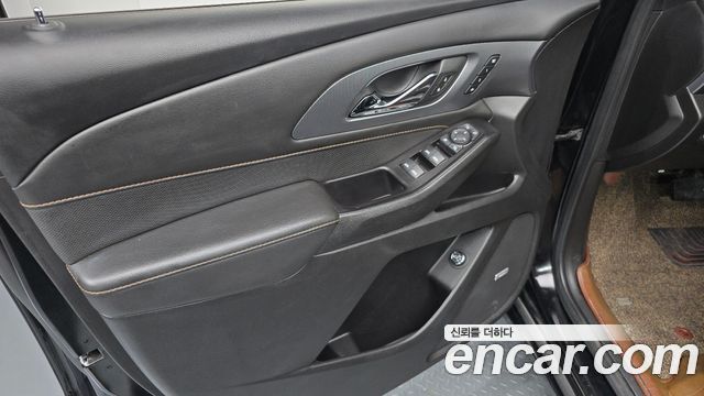 Chevrolet Traverse 3.6 AWD Redline 2020 — фото 24