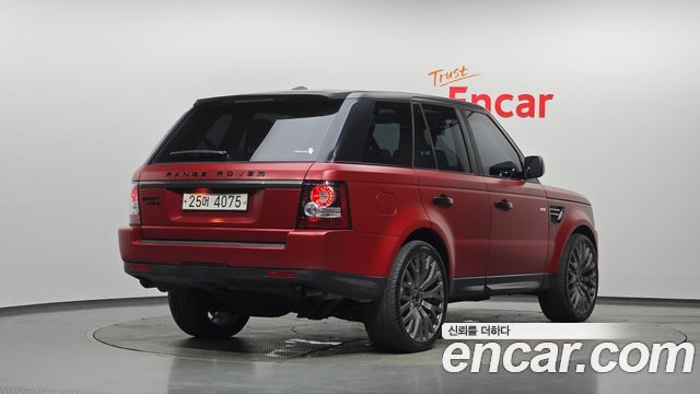 Land Rover Range Rover Sport 3.0 SDV6 2013 — фото 2