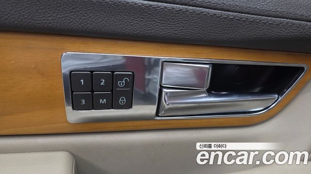 Land Rover Range Rover Sport 3.0 SDV6 2013 — фото 12