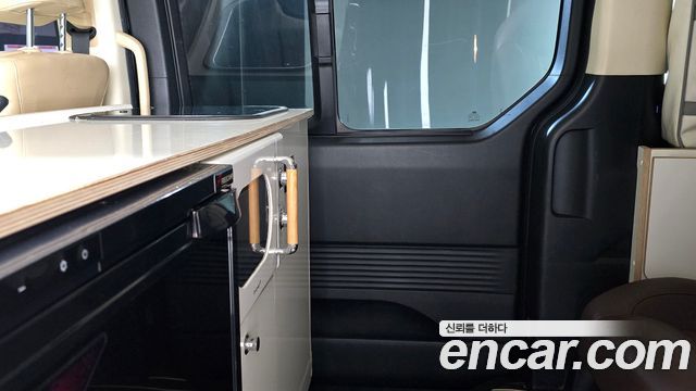 Hyundai Staria 2WD Camping Car Special Vehicle 2022 — фото 30
