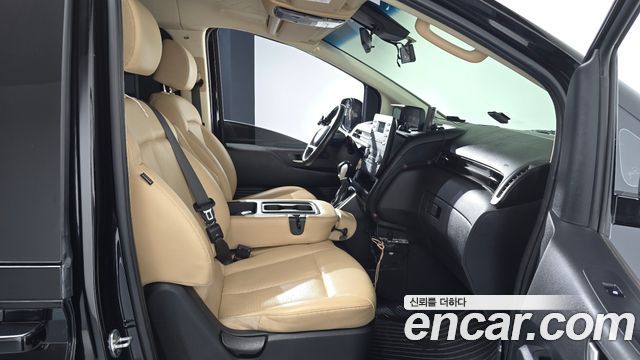 Hyundai Staria 2WD Camping Car Special Vehicle 2022 — фото 31