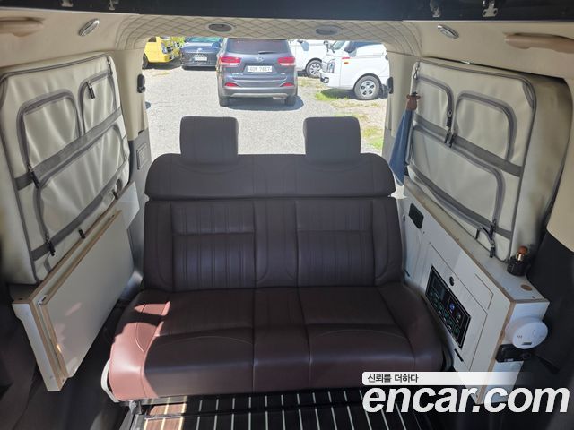 Hyundai Staria 2WD Camping Car Special Vehicle 2022 — фото 40