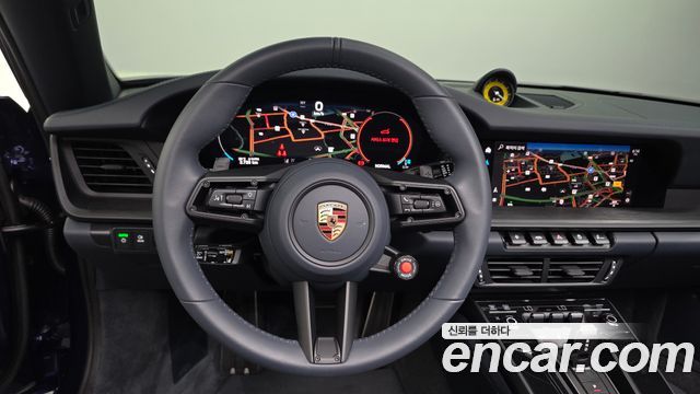 Porsche 911 (992) Carrera 4 GTS Cabriolet 2026 — фото 17