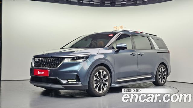 Kia Carnival (IV) Gasoline 7-Seater Signature