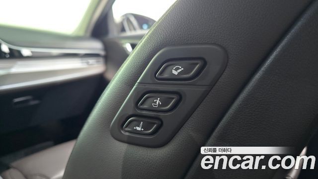 Hyundai Grandeur (IG) 3.0 LPi Rent Car Exclusive 2023 — фото 31