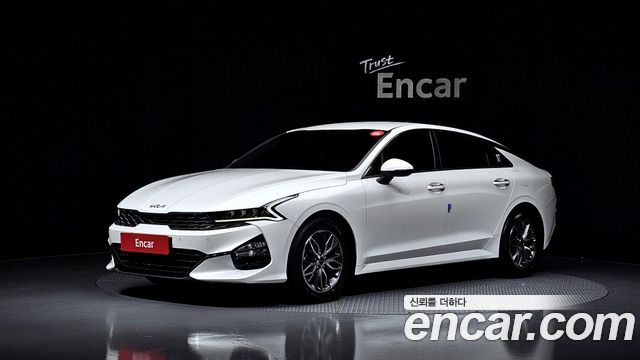 Kia K5 (III) 2.0 Prestige 2022 — фото 1