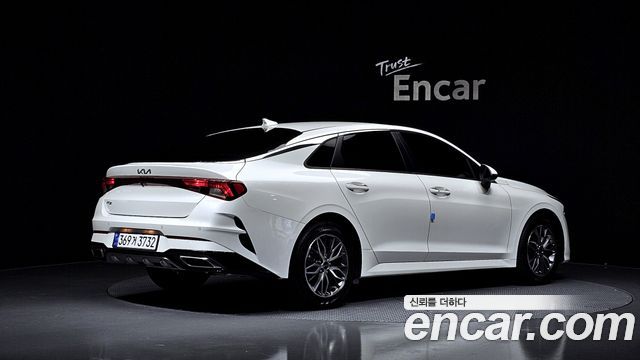 Kia K5 (III) 2.0 Prestige 2022 — фото 2