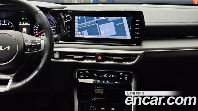 Kia K5 (III) 2.0 Prestige 2022 — фото 14