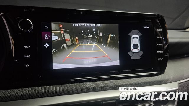 Kia K5 (III) 2.0 Prestige 2022 — фото 15