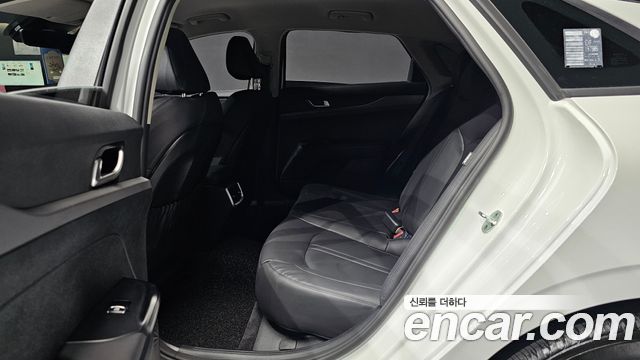 Kia K5 (III) 2.0 Prestige 2022 — фото 26