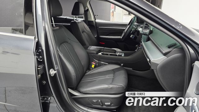 Hyundai Sonata The Edge (DN8) 2.0 Exclusive 2024 — фото 32