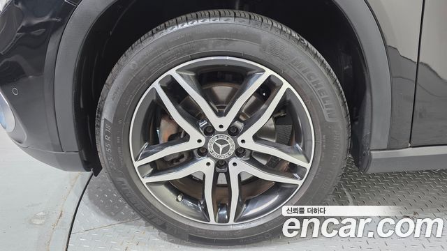 Mercedes-Benz GLA-Class (X156) GLA220 Premium 2019 — фото 5