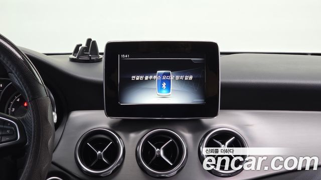 Mercedes-Benz GLA-Class (X156) GLA220 Premium 2019 — фото 21