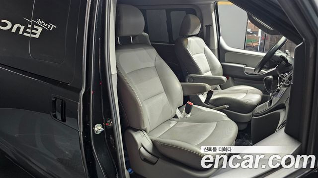 Hyundai Grand Starex Van 5-Seater Modern 2021 — фото 12