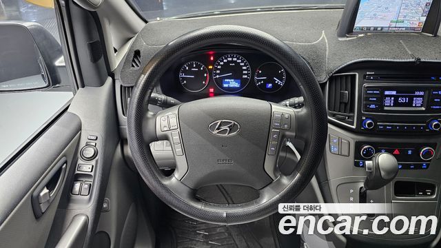 Hyundai Grand Starex Van 5-Seater Modern 2021 — фото 13